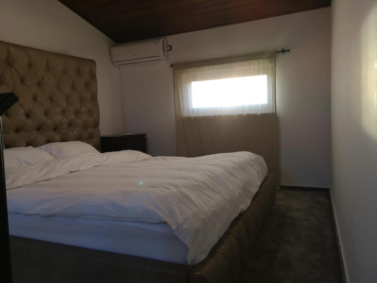 Kopel Haus - Studio - Self Acces Cod Location 발로테슈티 외부 사진